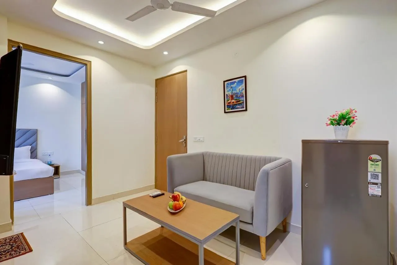Penzion Luxury 1Bhk Serviced Apartment Nearby Rapid Metro Gurgáon