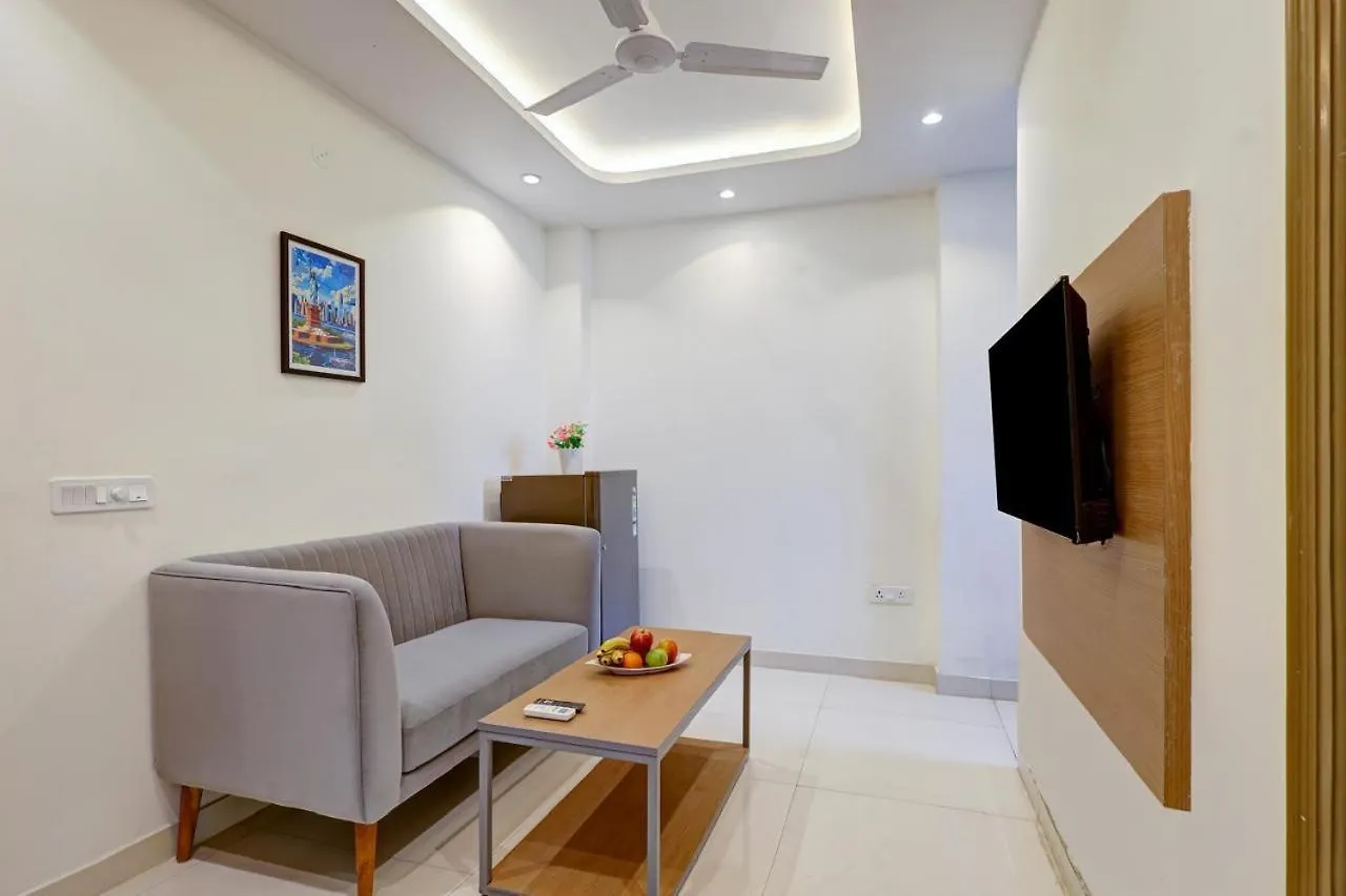 Penzion Luxury 1Bhk Serviced Apartment Nearby Rapid Metro Gurgáon Indie