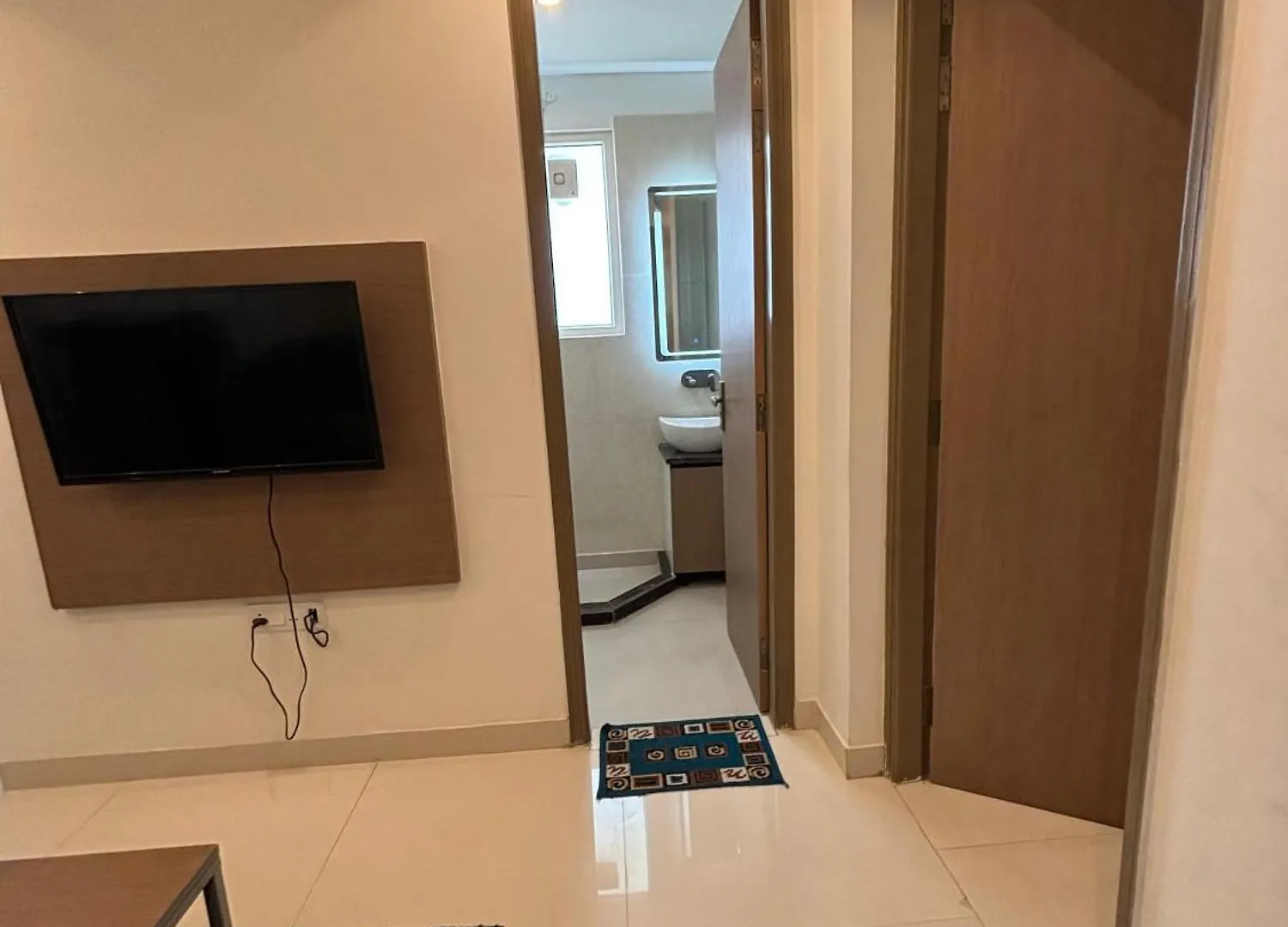 Penzion Luxury 1Bhk Serviced Apartment Nearby Rapid Metro Gurgáon
